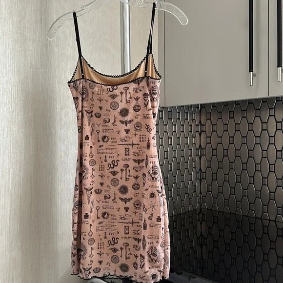 Princess Polly dress junior US 4 - Picture 2 of 3